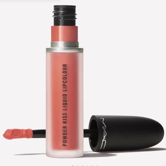 MAC Powder Kiss Liquid Lipcolour Mull it Over - Picture 2 of 16